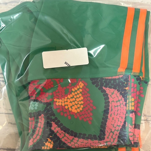 FARM RIO x ADIDAS High Rise Tights Green Leggings Patterned Training Small - Picture 10 of 10